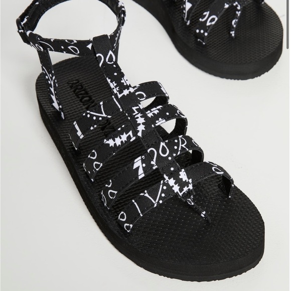 REVOLVE Arizona Love Trekky Flat Spartiate Sandals Sz 12 US - Picture 2 of 9